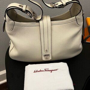 Ferragamo Gancini Hobo Vanilla Leather AU-21/6322 — Dust Bag Included